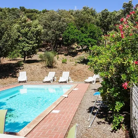 Awesome In Pierrerue (Herault)