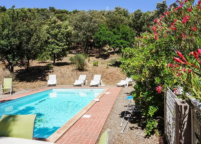 Awesome In Pierrerue (Herault)